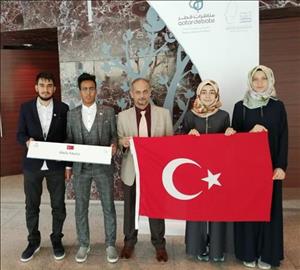 Öğrencilerimizden Uluslararası Münazara Yarışmasında Büyük Başarı